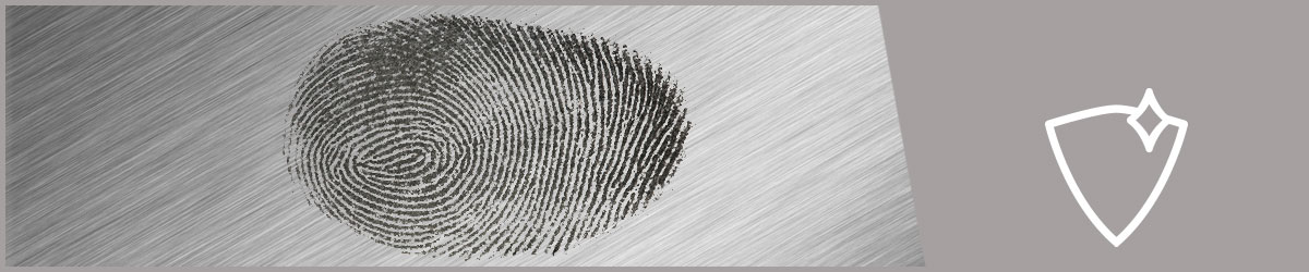 Fingerabdrücke auf Metalloberflächen